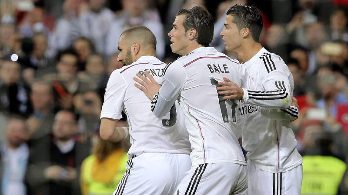 La alineación de inicio de Benzema, Bale y Cristiano empieza a estar en la cuerda floja. BALLESTEROS