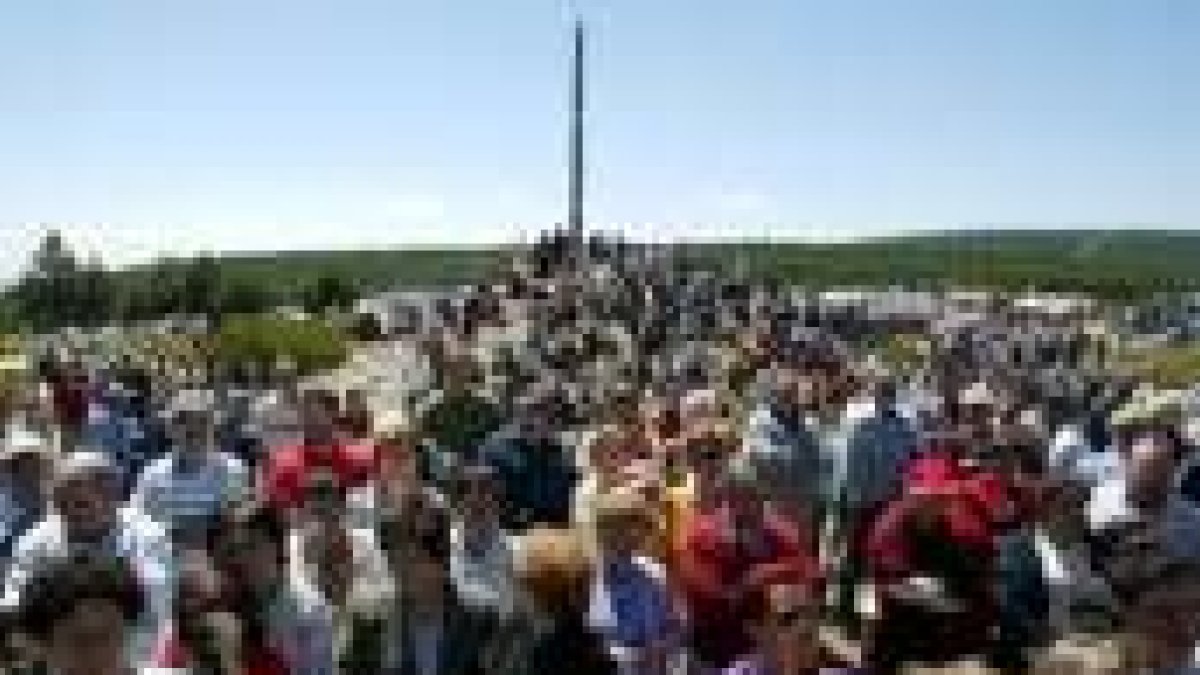 La fiesta estrechó los lazos entre bercianos, maragatos y gallegos