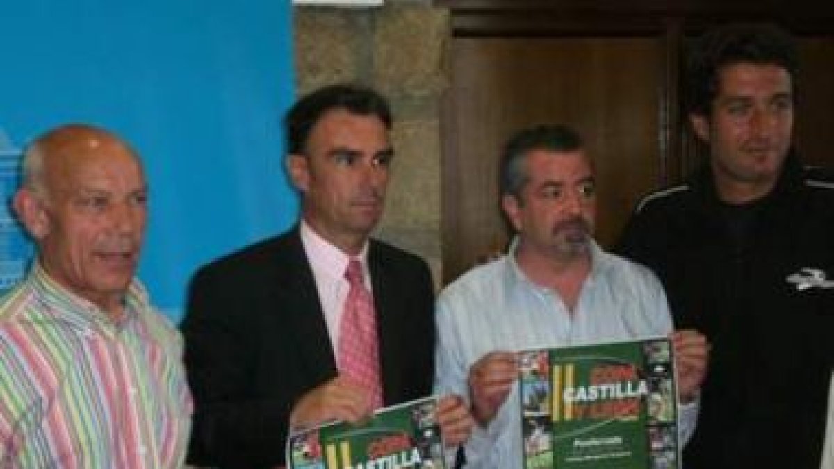 Villanueva, Ángel Rodríguez, Paco Martínez y Samuel Parra.