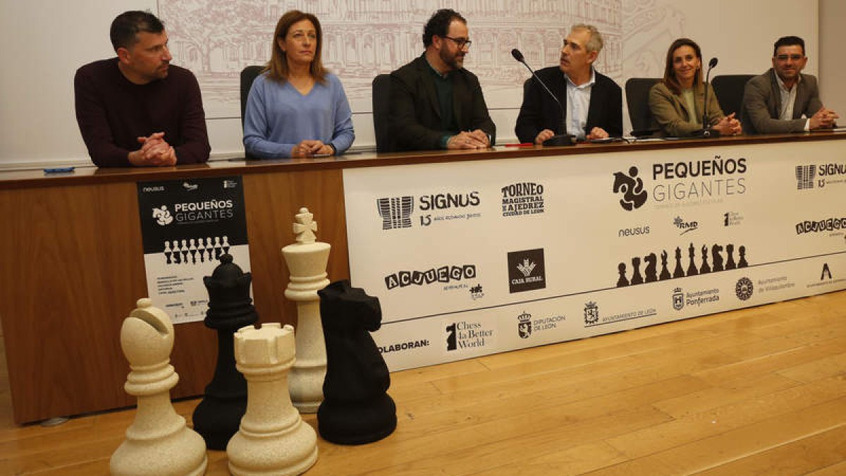 Presentación del Torneo Pequeños Gigantes. FERNANDO OTERO