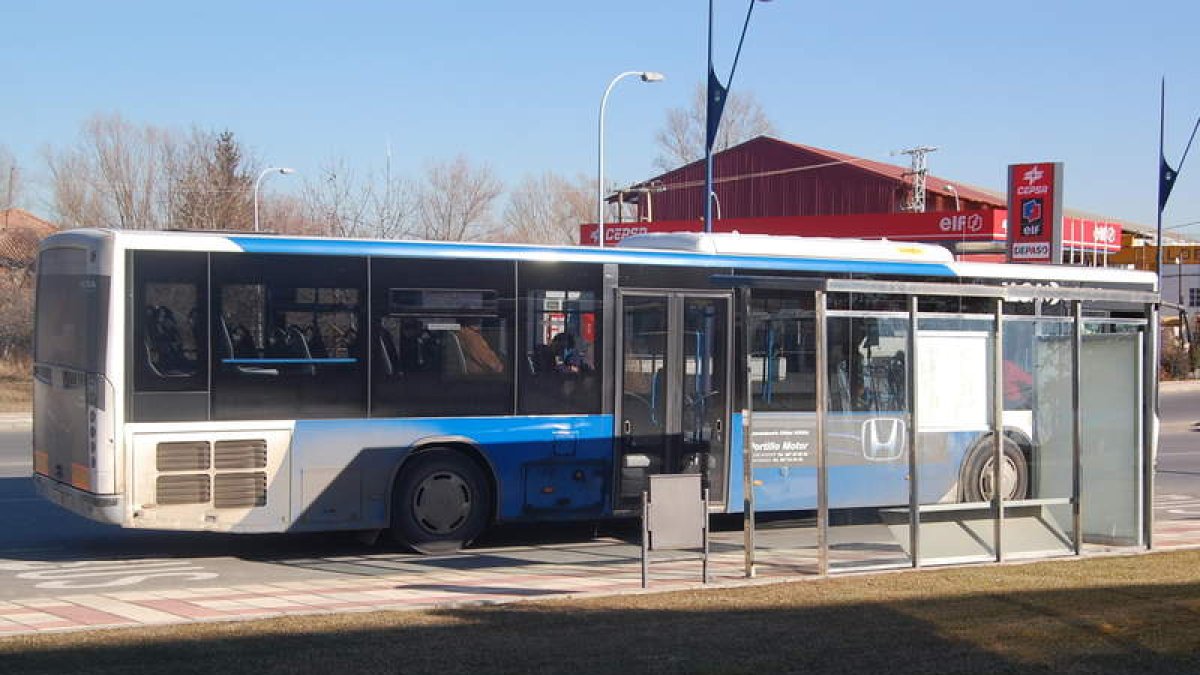 Imagen de uno de los autobuses metropolitanos de San Andrés.