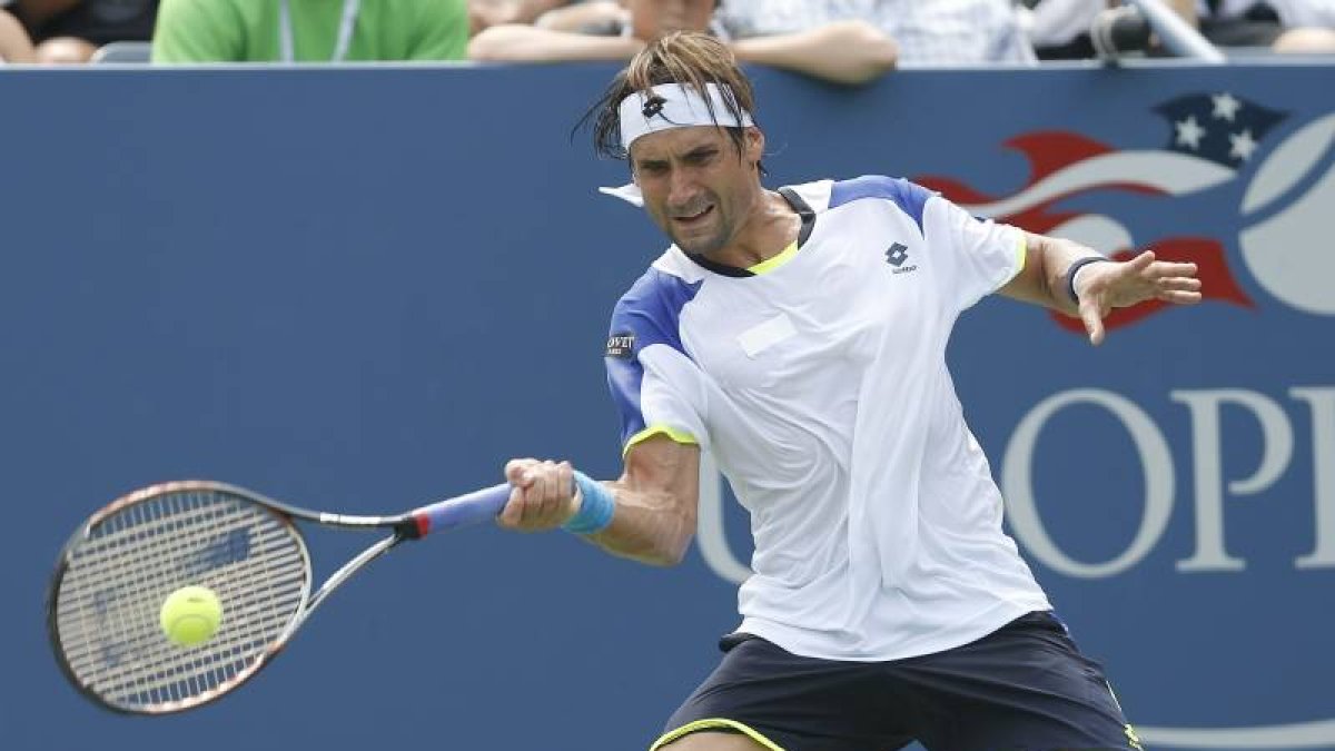 David Ferrer, en un lance del partido.