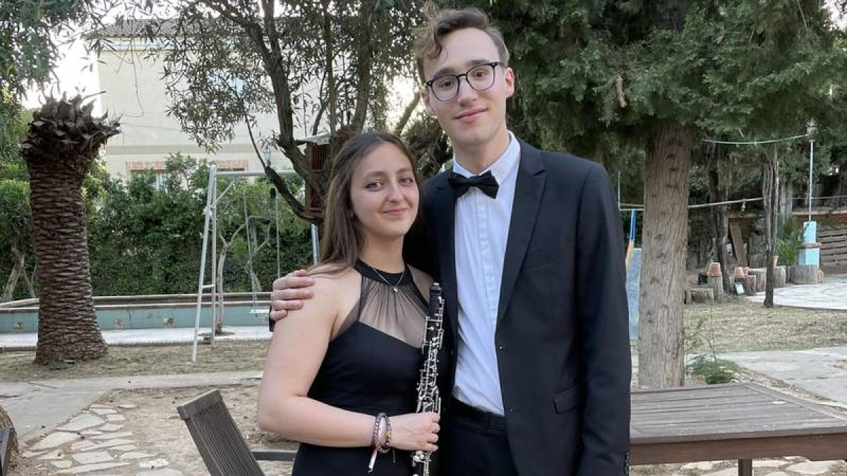 Raquel Alberca Iglesias y Ferrán López. DL