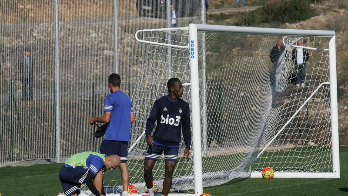 Entrenamiento de ayer de la Deportiva