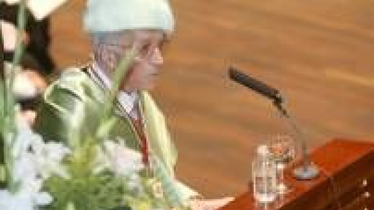 Miguel Cordero del Campillo la posee la medalla de oro de la Universidad de León