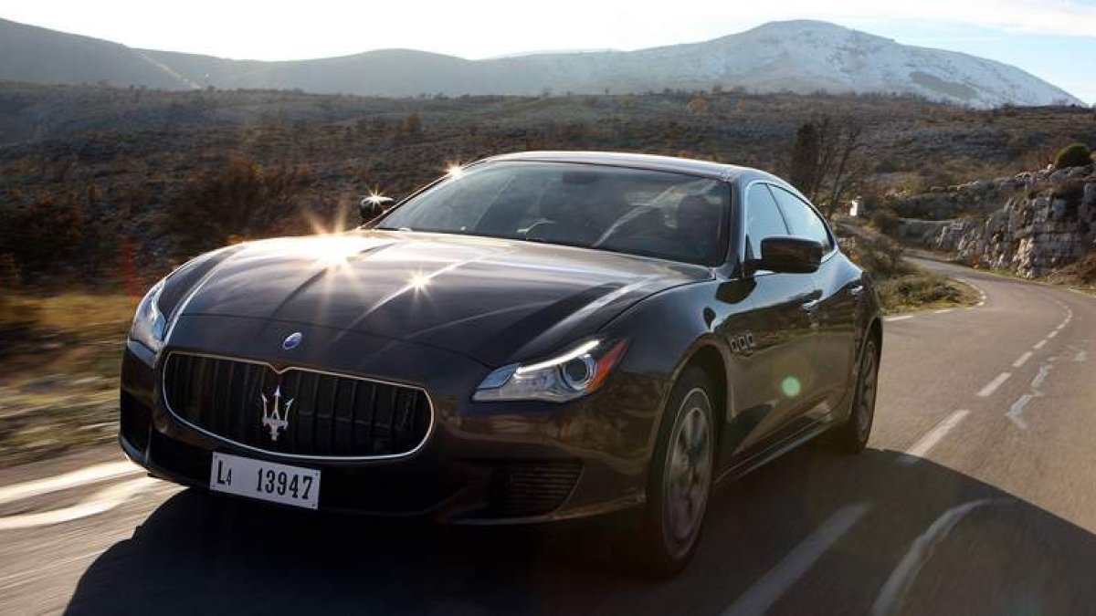 La sexta generación del Quattroporte rompe moldes tecnológicos y prestacionales.