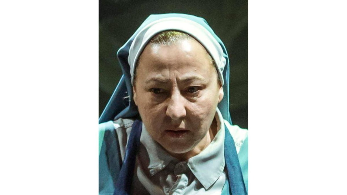 Carmen Machi. DL