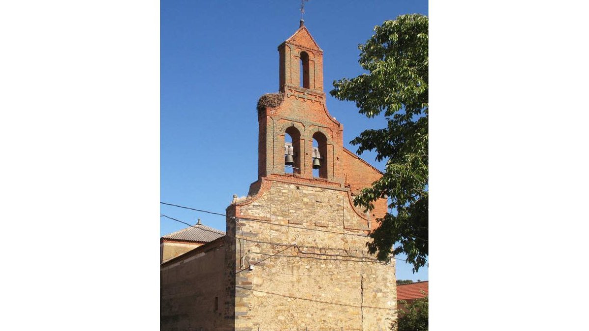 La iglesia de Villamejil. T.A.