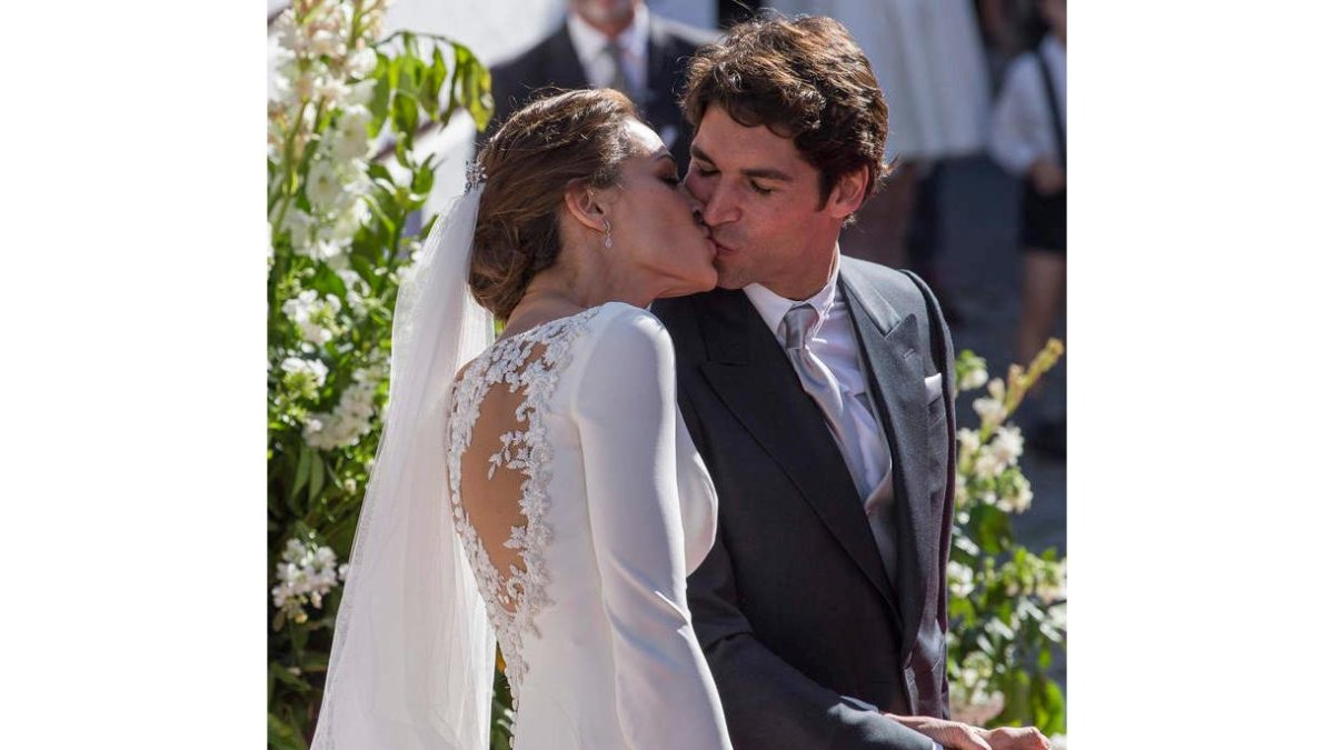 Eva González y Cayetano Rivera, ya casados.