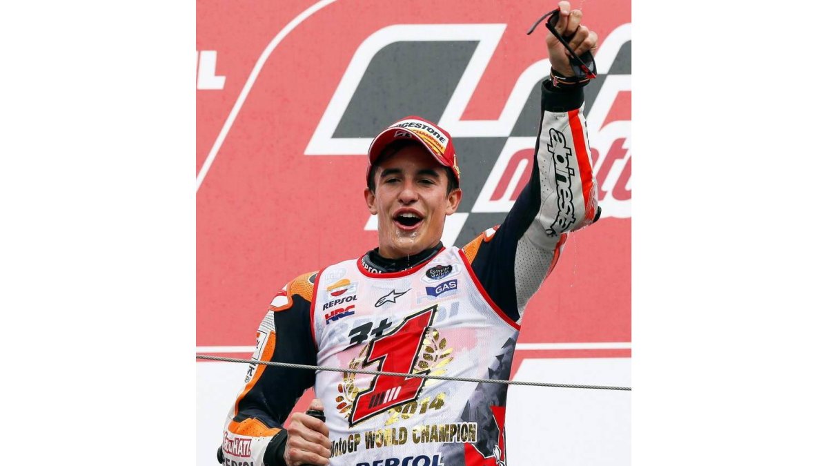 Marc Márquez celebra su segundo Campeonato del Mundo