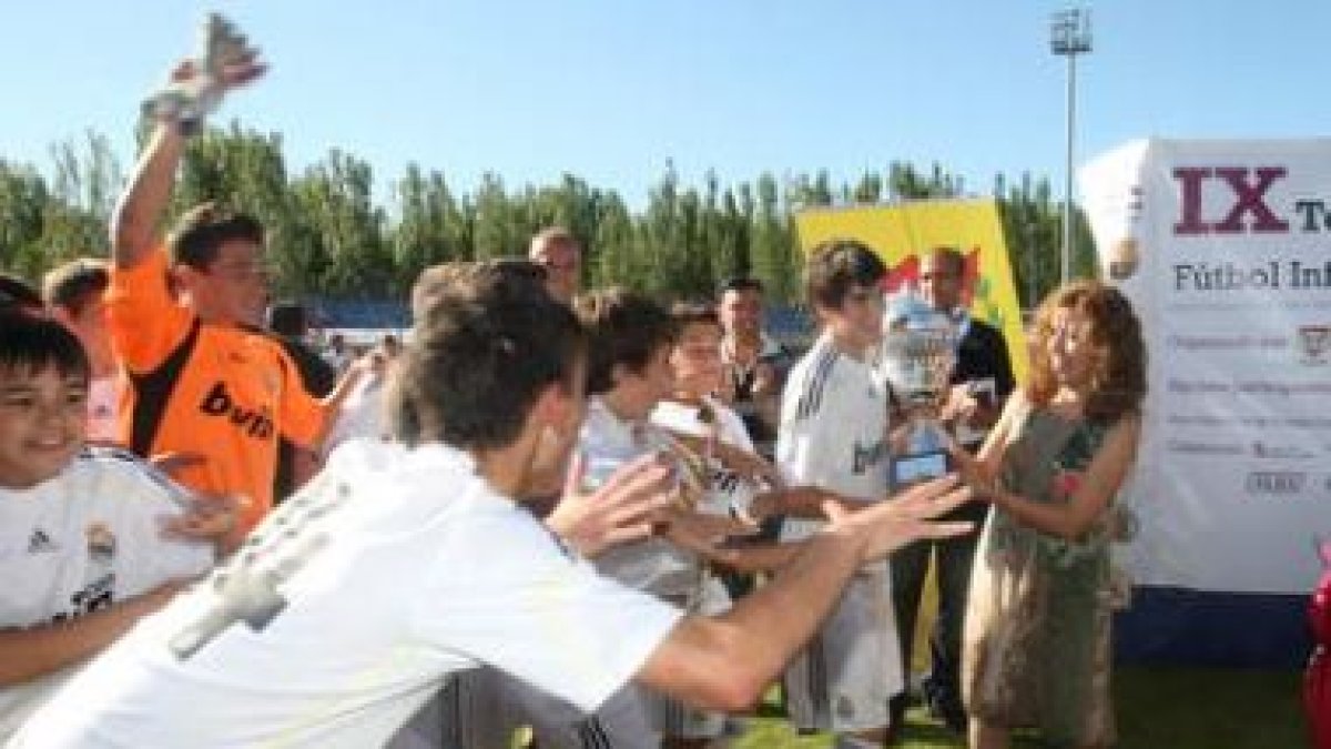 El Real Madrid se proclamó campeón del Torneo Reino de León.