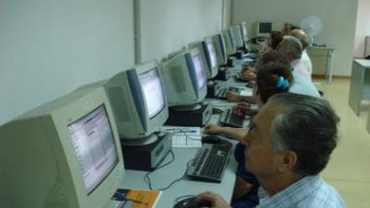 Una imagen de los cursos organizados por la fundación.