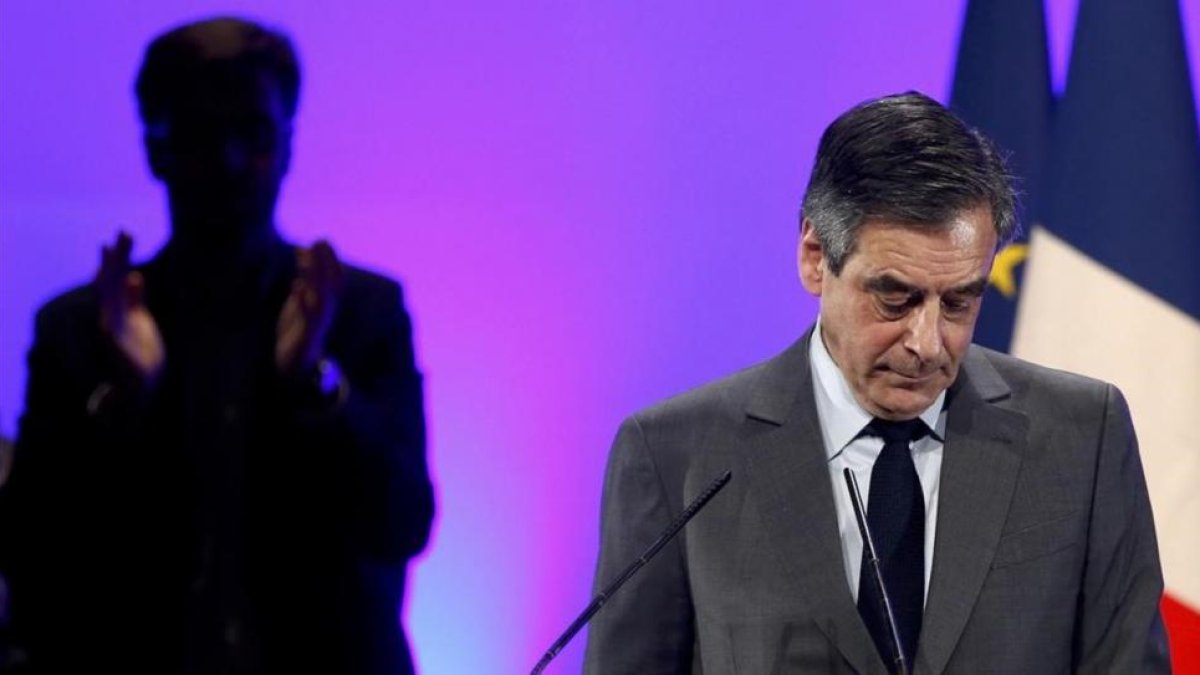 François Fillon en un mitin campaña el pasado 9 de febrero en Chasseneuil-du-Poitou, cerca de Poitiers.