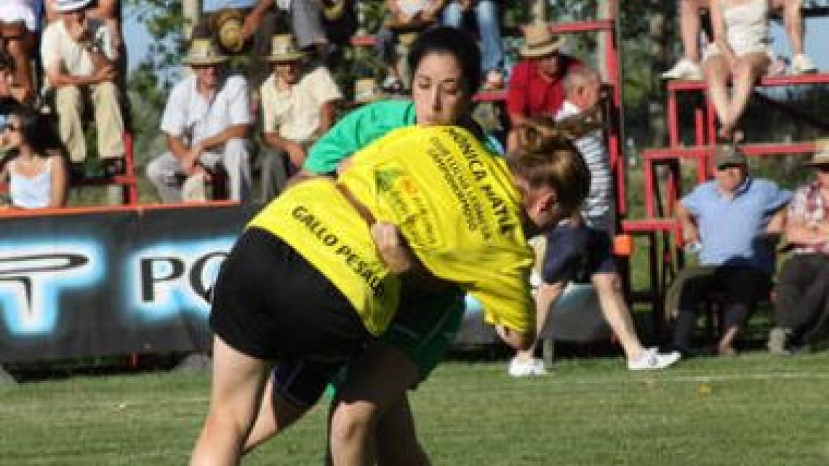 Marta y Mónica, final de fuerza y calidad en pesados.