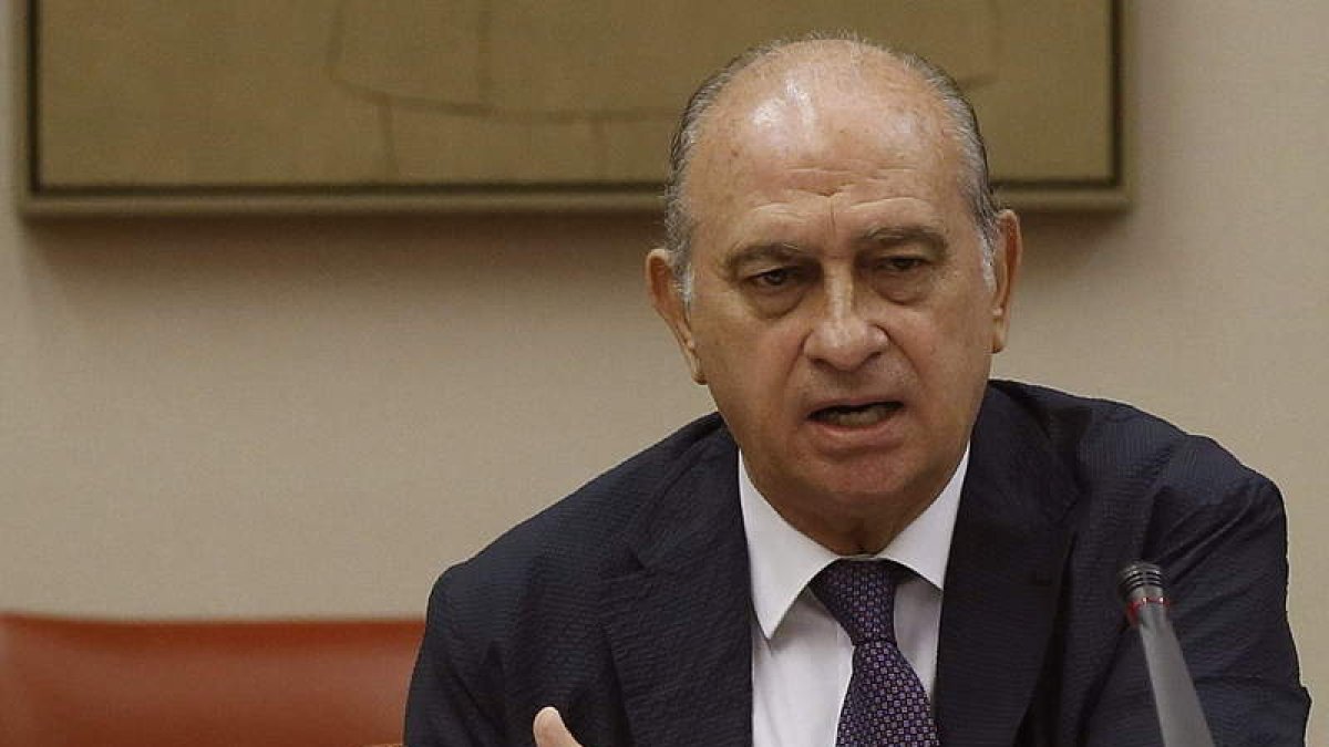 El titular de Interior, Jorge Fernández Díaz, durante una comparecencia en el Congreso.