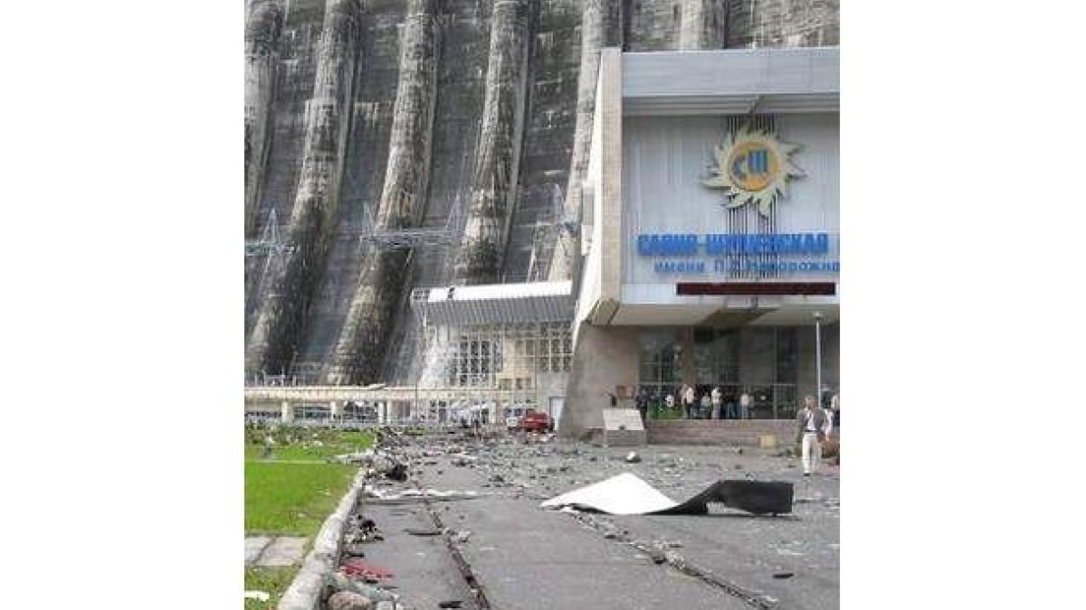 Imagen de la presa tras el accidente.