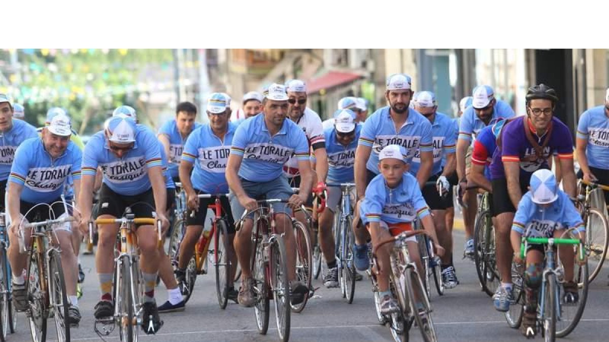 Los participantes disfrutaron de la primera jornada festiva. L. DE LA MATA