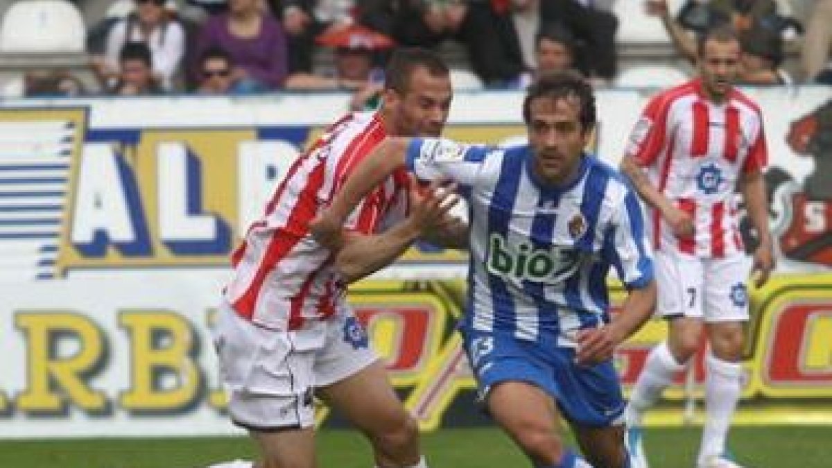 Saizar, en el partido ante el Girona en El Toralín.