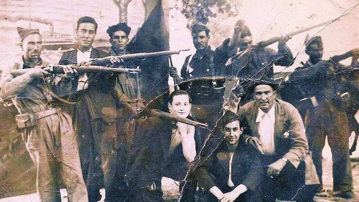 Escuadra Negra de Eirexalba (Lugo), milicia falangista que actuaba en O Incio y Sarriá.  CORTESÍA J. CABAÑAS