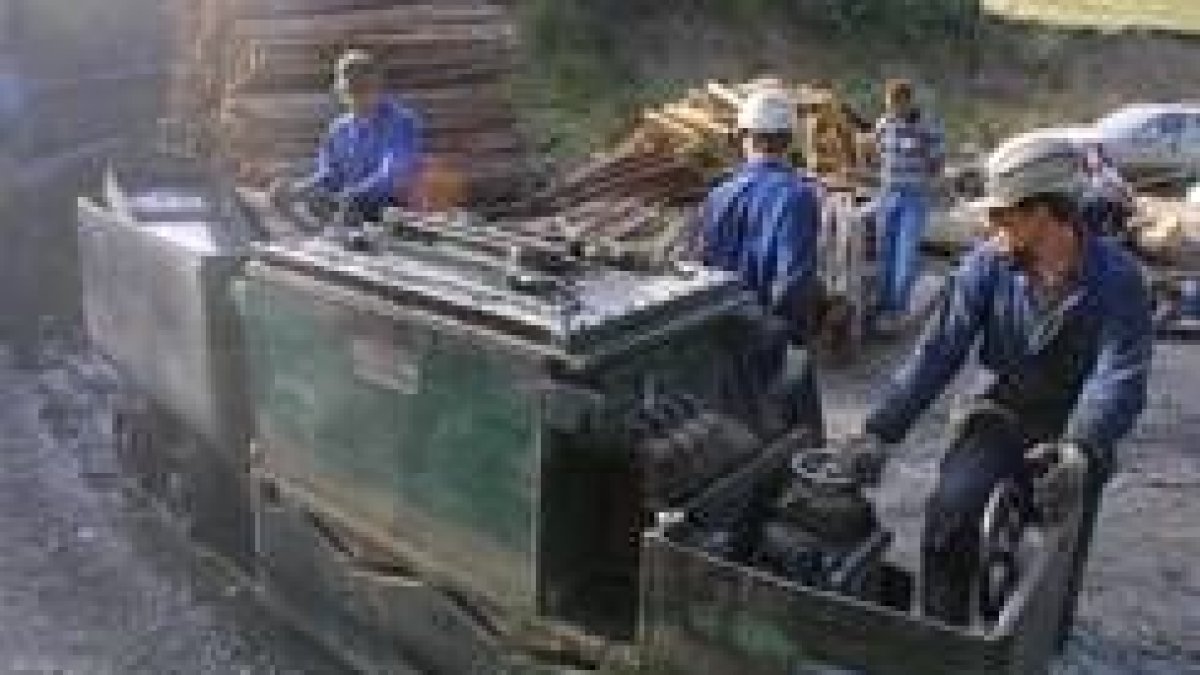 Los socialistas garantizan que habrá fondos para cumplir su compromiso con las cuencas mineras