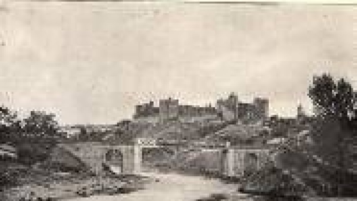 Curiosa estampa del puente del ferrocarril en Ponferrada tomada en el año 1908