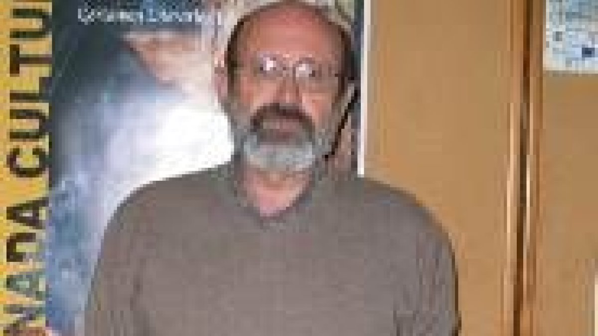 El director del parque nacional de Somiedo inauguró ayer las conferencias de la Otoñada Cultural