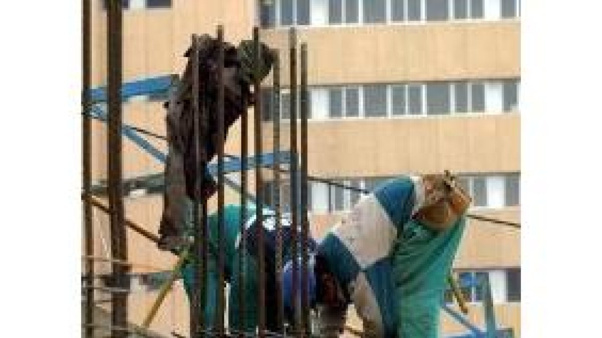 Los trabajadores cualificados de la construcción son los más demandados en la provincia