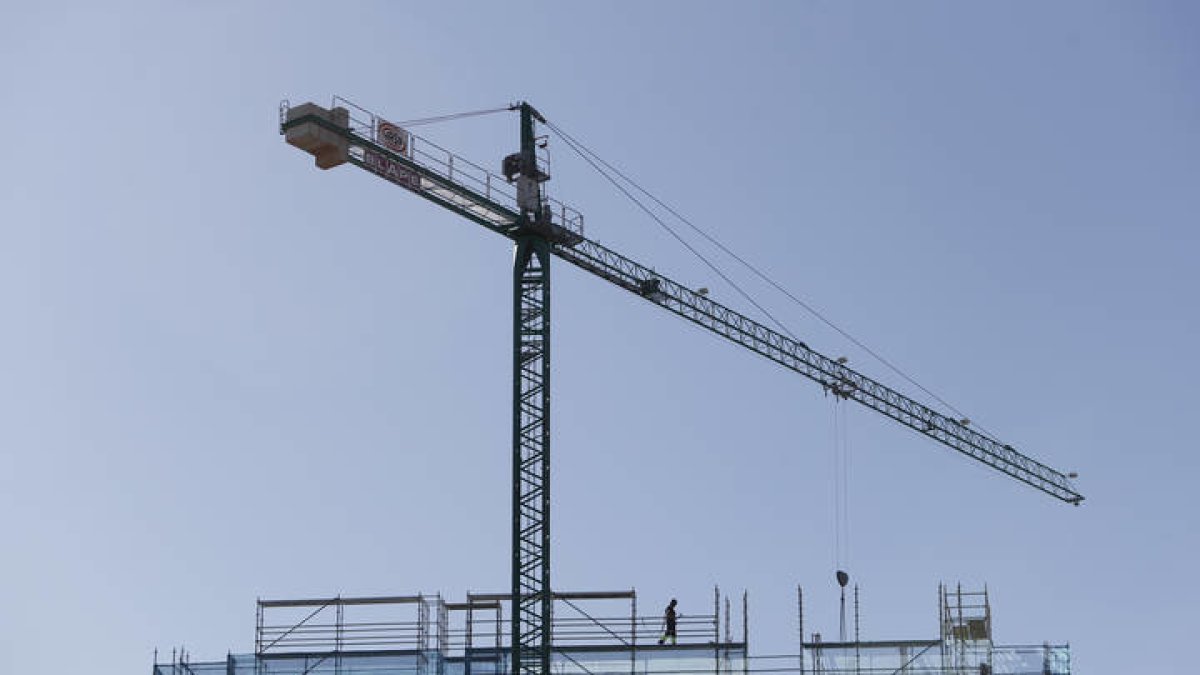 En las últimas dos décadas, solo uno de cada diez contratos eran indefinidos. JESÚS F. SALVADORES