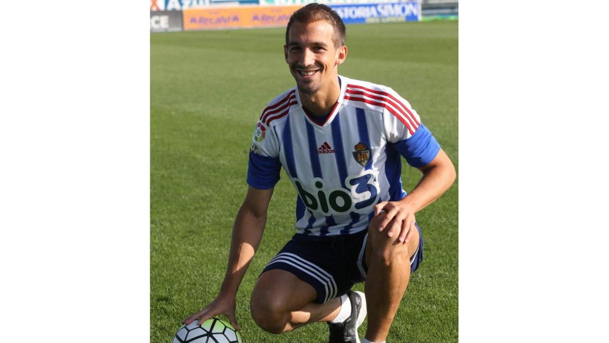 Caiado, feliz por poder debutar al fin con la Deportiva.