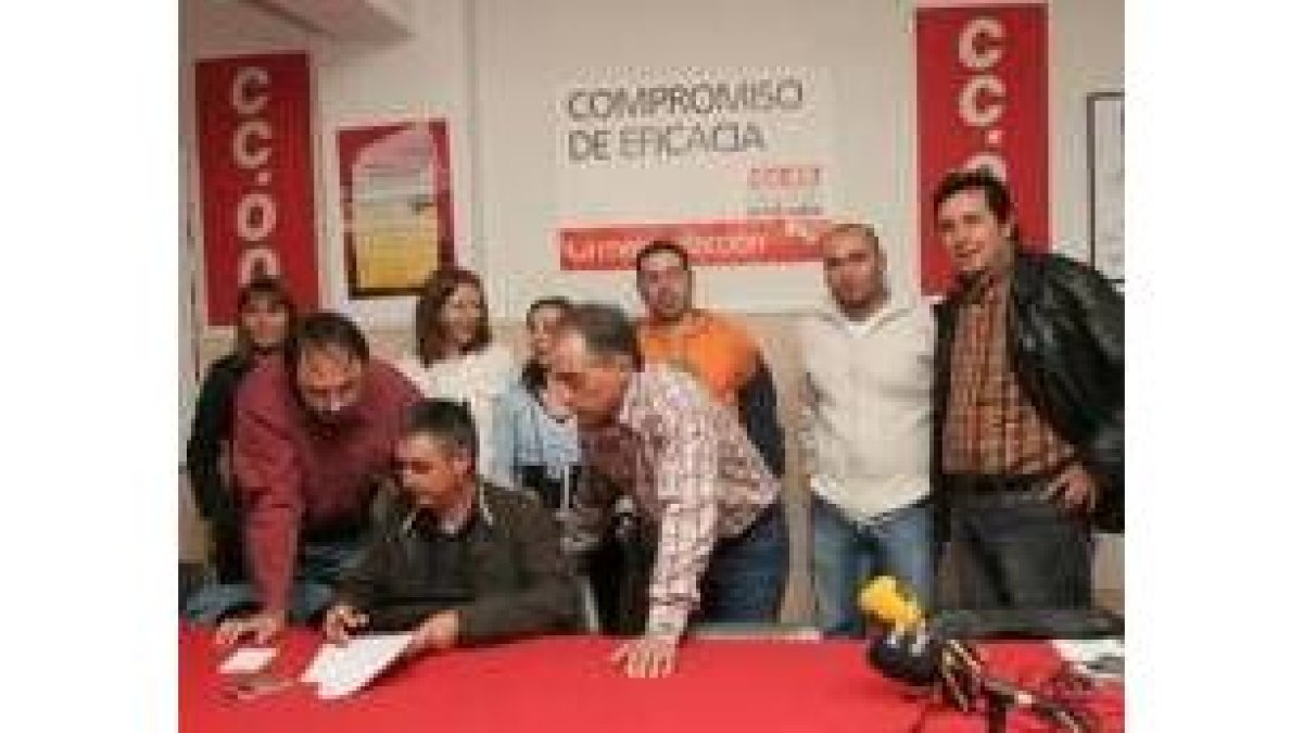Representantes de Comisiones Obreras informaron ayer del acuerdo