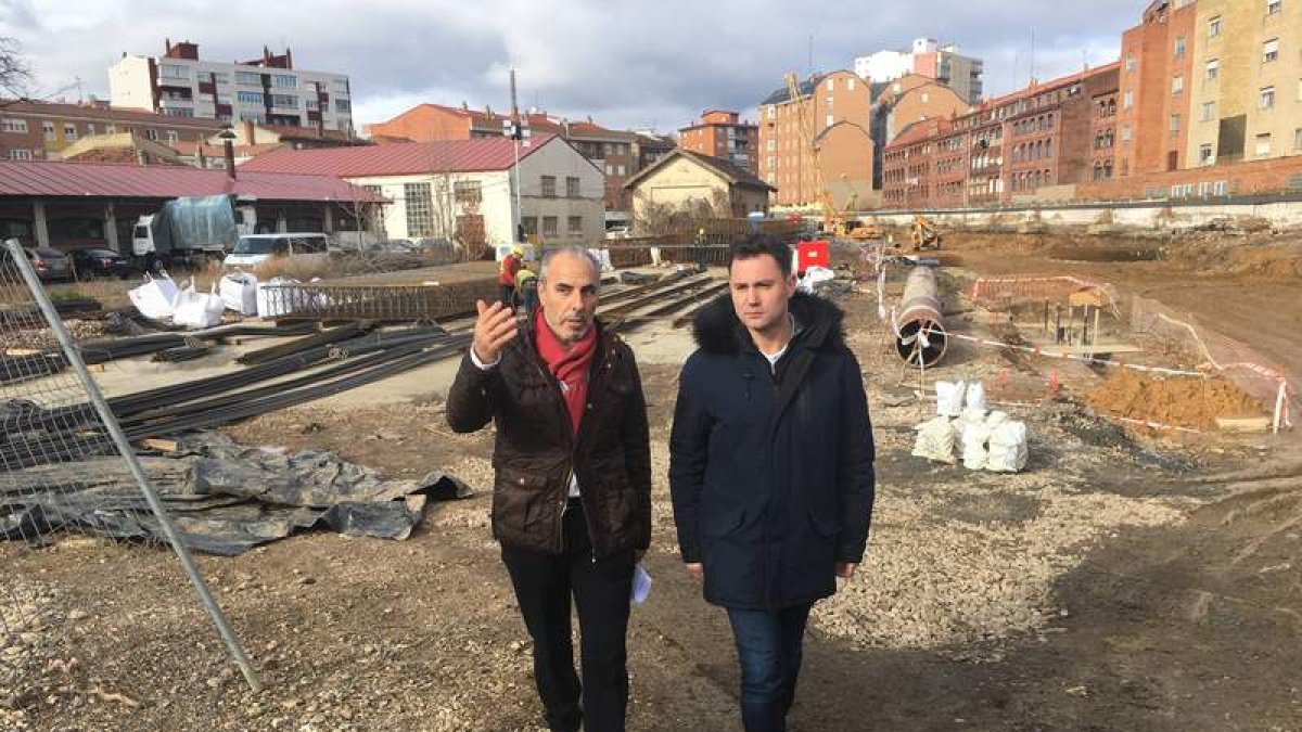 González y Alfonso Cendón, en su repaso a los proyectos. DL