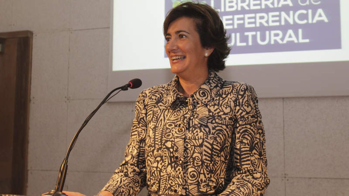 La consejera de Cultura de la Junta, Josefa García Cirac, es la mantenedora de la 44 edición del festival.