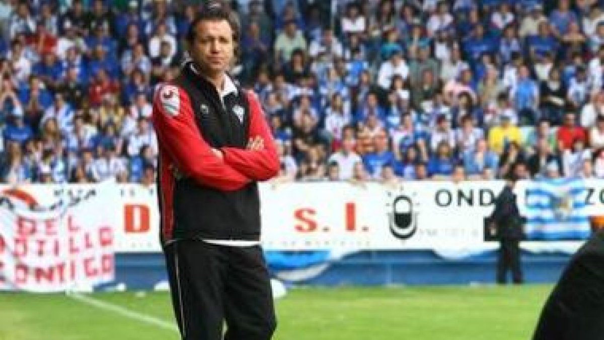 El culebrón del técnico de la SDP se demora ya dos semanas desde que acabó el play off.