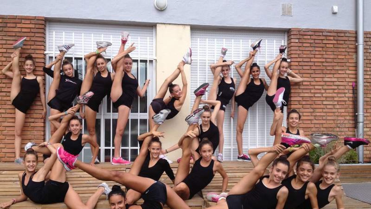 Las futuras campeonas de rítmica se concentraron en el Ceard.