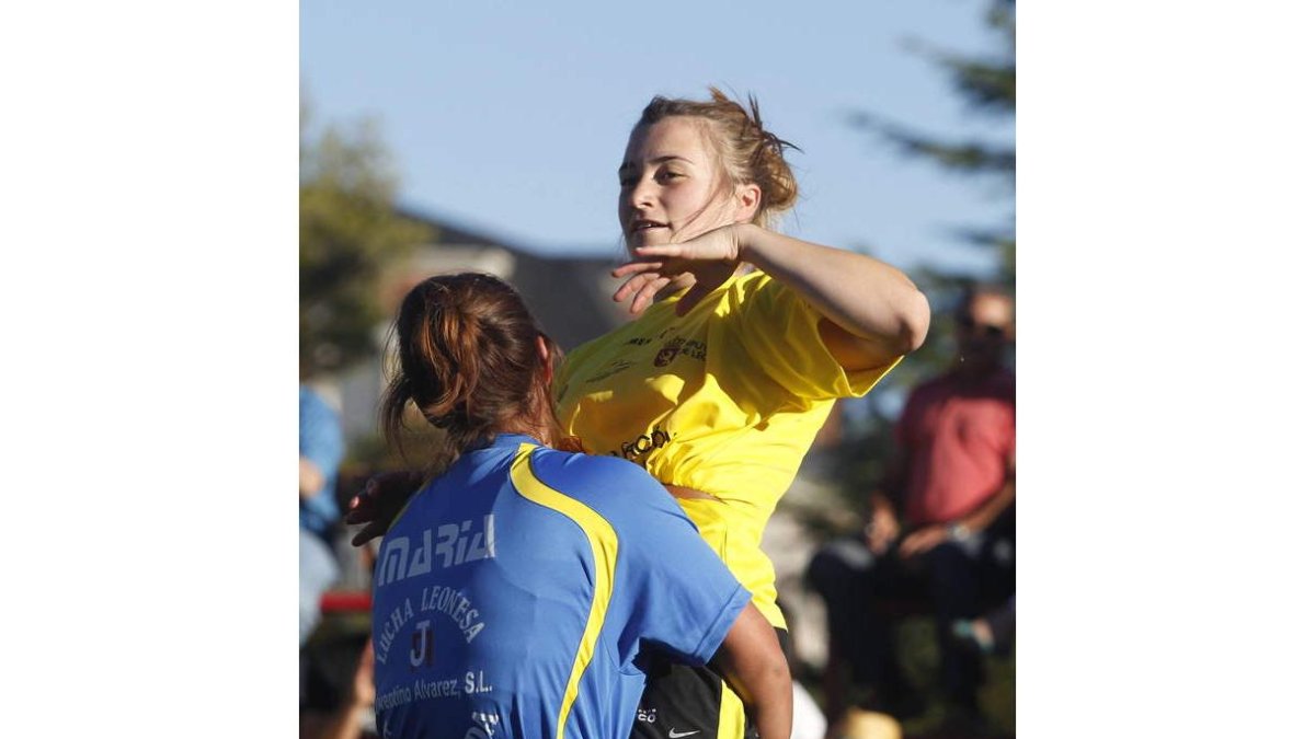 Mónica Matía está a punto de ser la primera campeona.