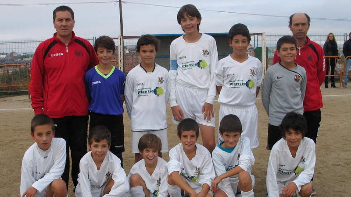 Formación del Santa Marta que milita en alevines.