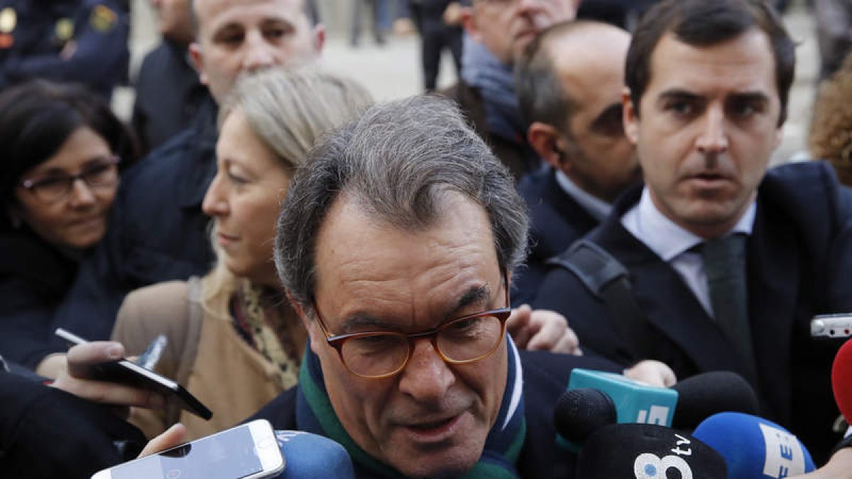 Artur Mas vuelve a postularse como candidato a la presidencia de la Generalitat. JUAN CARLOS HIDALGO