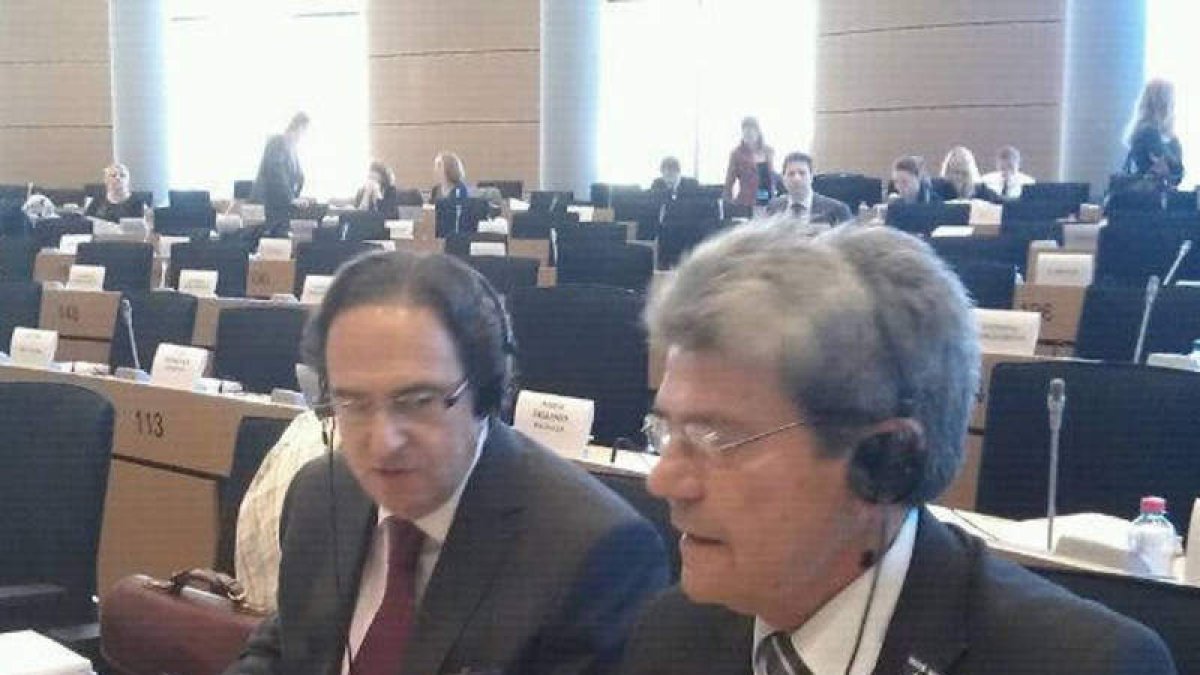 El senador Luis Aznar, ayer en el Parlamento Europeo.