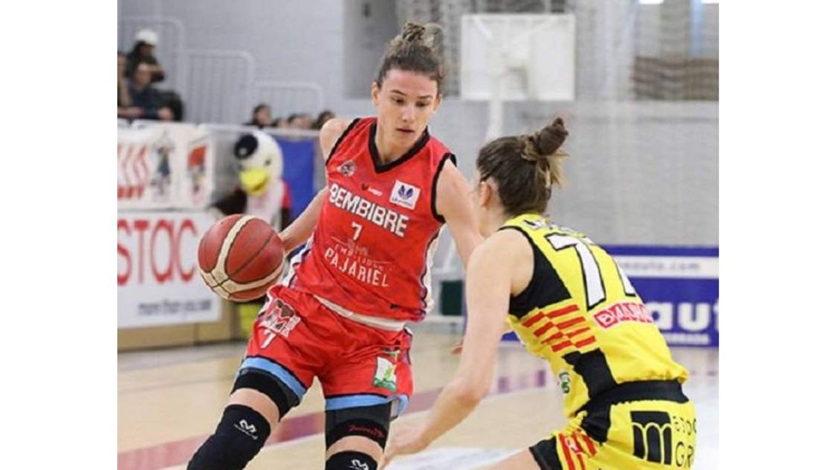 El Pajariel, en un encuentro de la presente temporada. CB BEMBIBRE