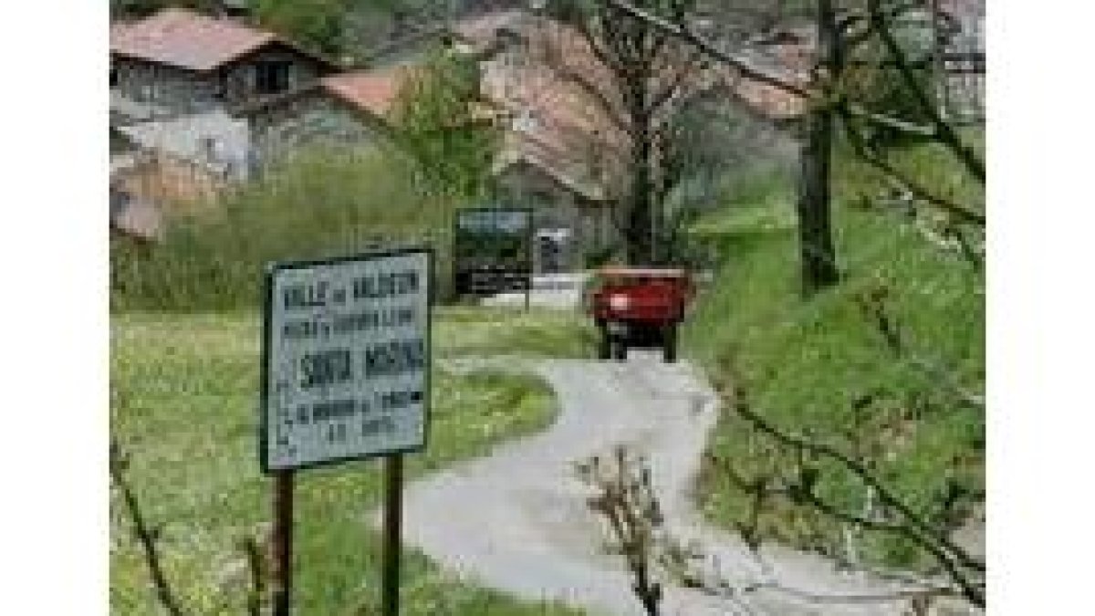 Vista parcial de un paraje del sector leonés de los Picos de Europa, en el Valle de Valdeón