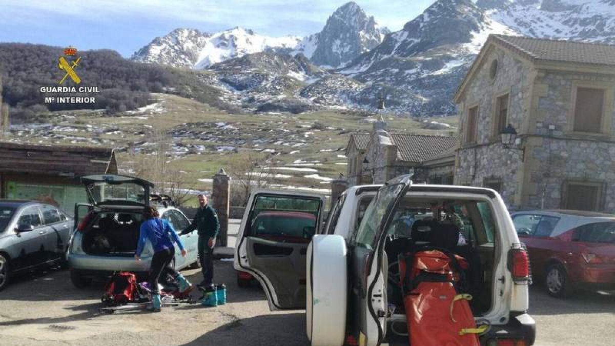 La esquiadora fue trasladada hasta Maraña. DL