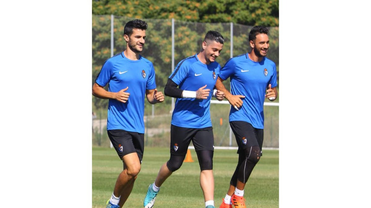 Las pruebas han terminado para la Deportiva, que hoy se juega tres puntos ante el Burgos CF. L. DE LA MATA