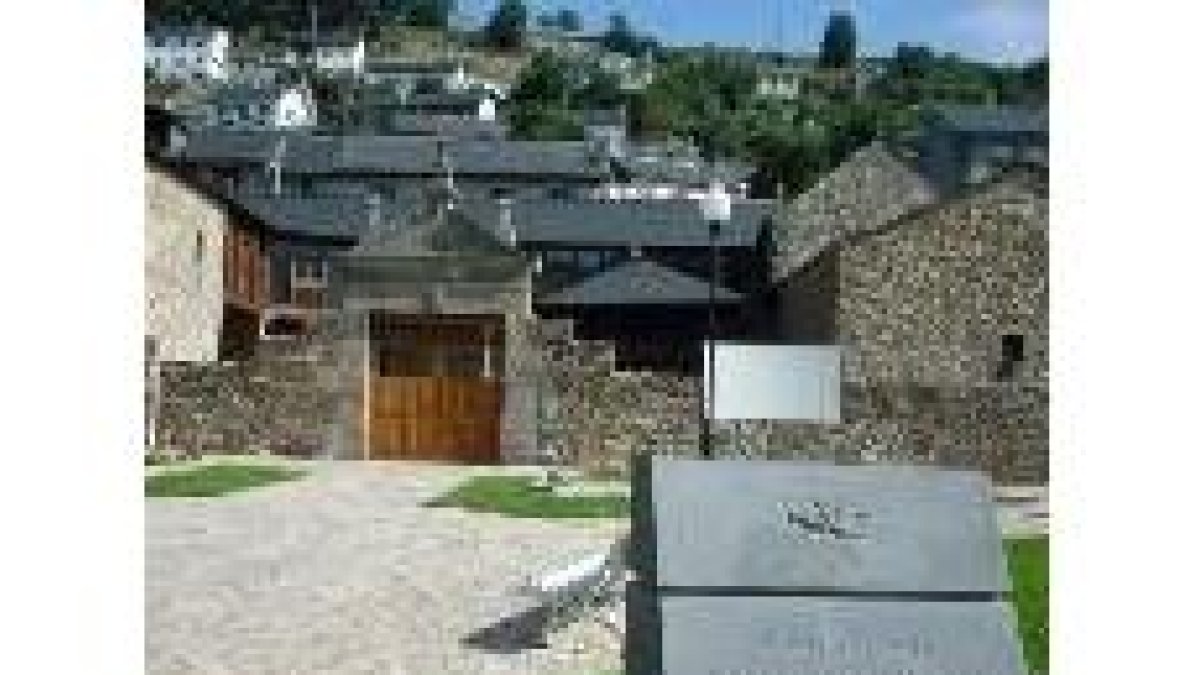 En la imagen, la fachada de la casona de Sierra y Pambley