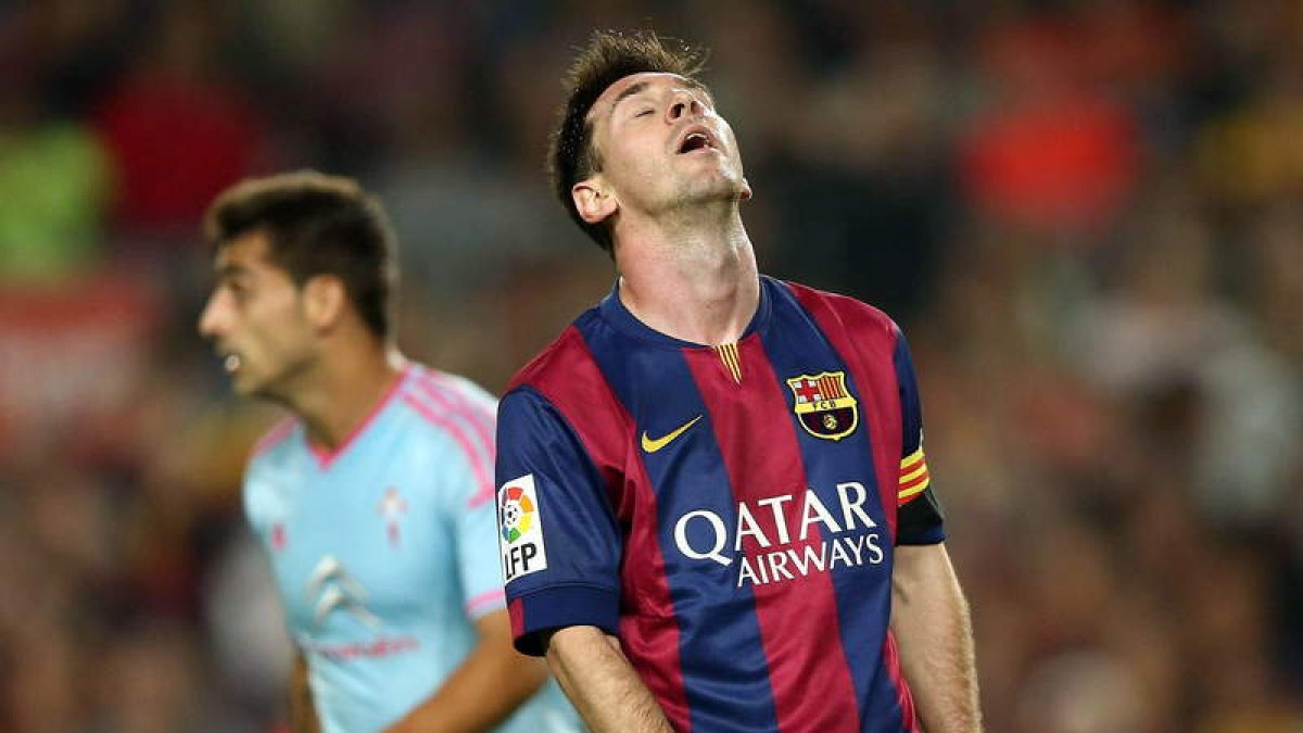 Messi se lamenta de una ocasión perdida. El argentino estuvo gris como casi todo el equipo