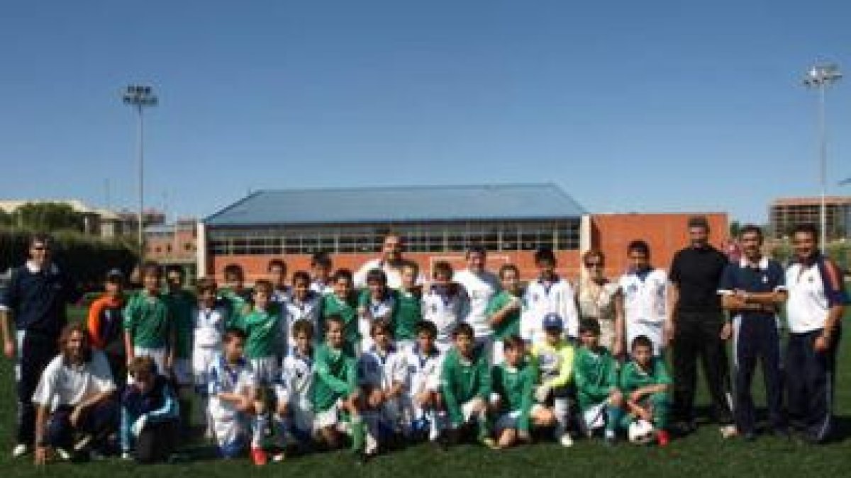 Francisco Fernández y Natalia Picallo, con los equipos.