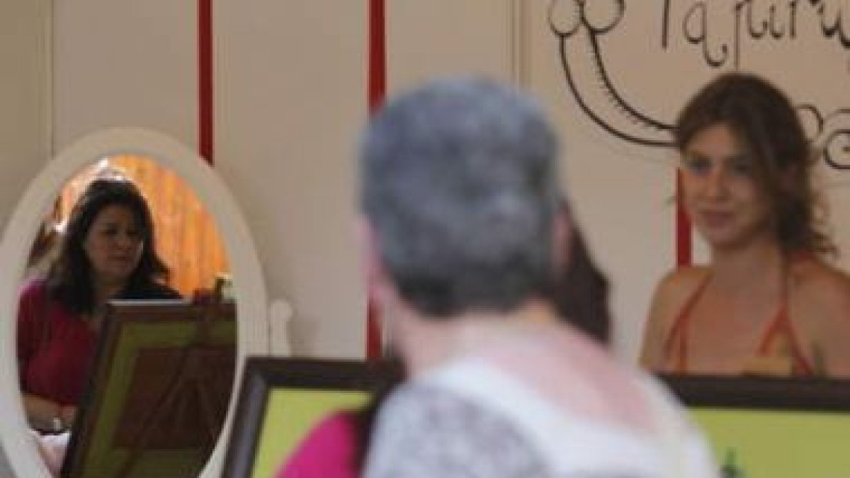 Joyas y bisutería ocupan un lugar destacado entre los stands de la feria.
