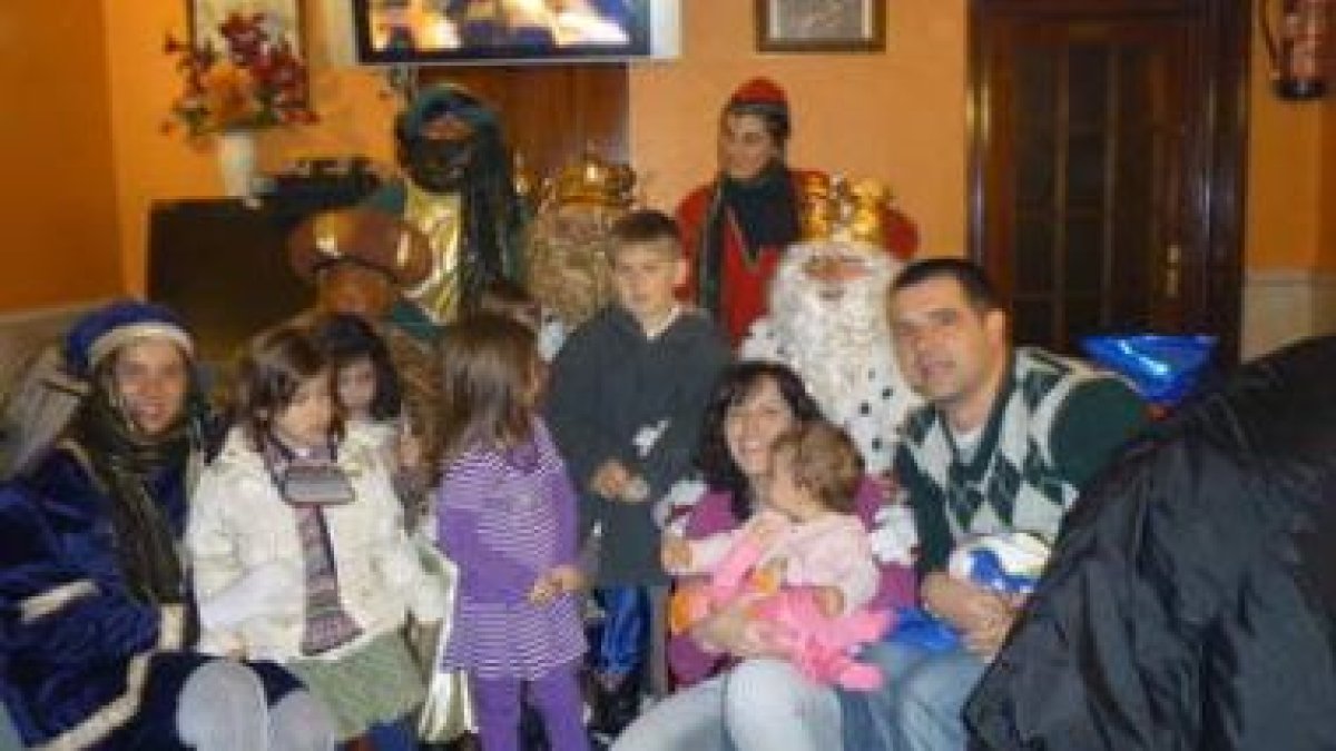 Los Reyes Magos trajeron la felicidad a los más pequeños.