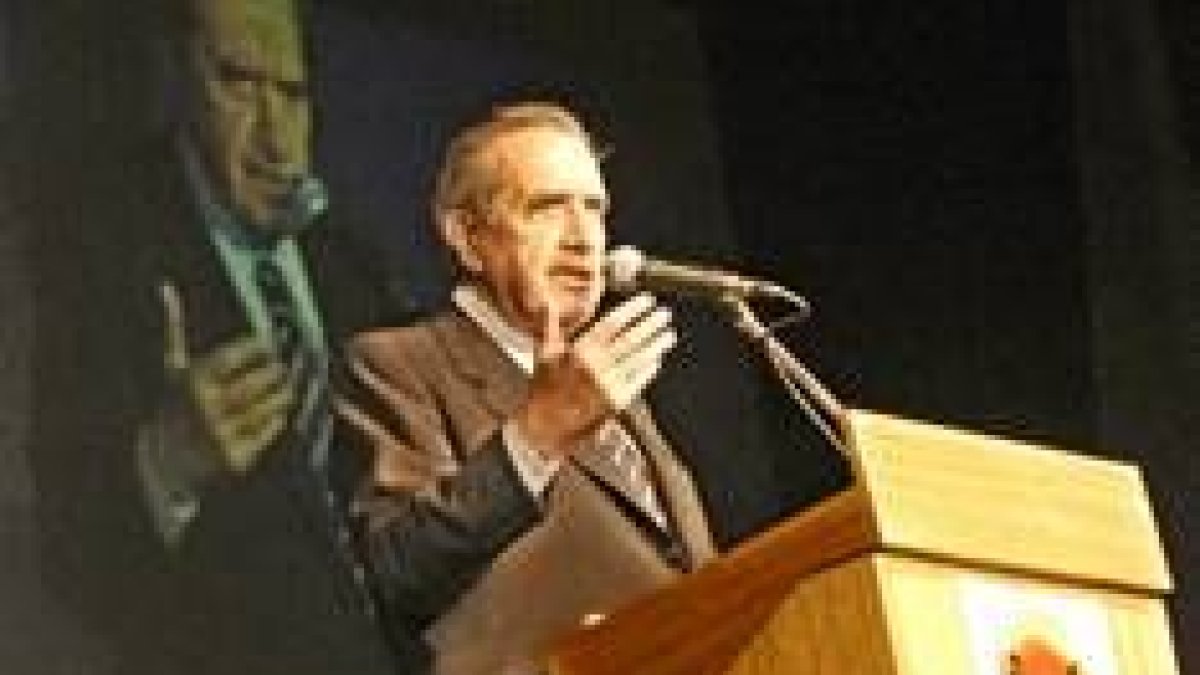Alfonsín conmemora el vigésimo aniversario de la constitución