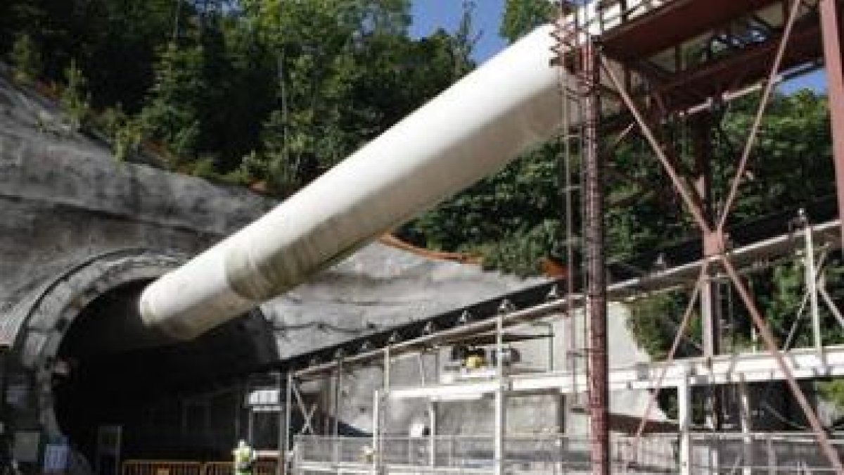 La parte más compleja de la infraestructura, los dos grandes túneles, están ya horadados.
