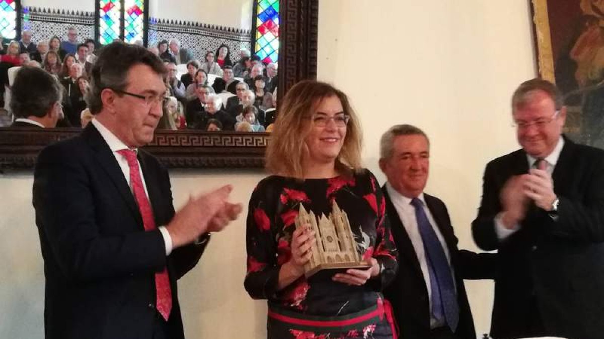 Majo, María Aurora García, De la Iglesia y Silván, ayer. DL